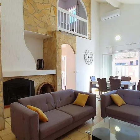 H2o - Jacuzzi & Piscine Chauffee 乐巴凯尔斯